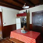 Maison Familiale Pour 8 * Saint-Aventin