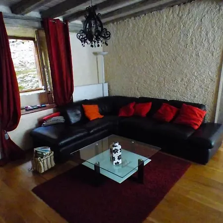 Maison Familiale Pour 8 فيلة Saint-Aventin