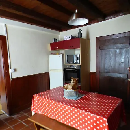 Maison Familiale Pour 8 * Saint-Aventin